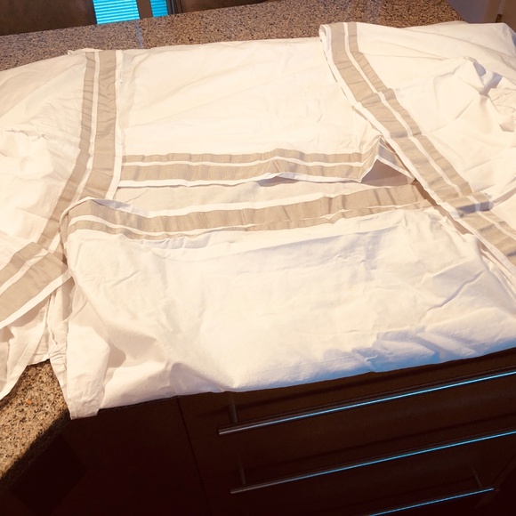 Pottery Barn Kids Crib/toddler bed Bedding - Picture 4 of 4